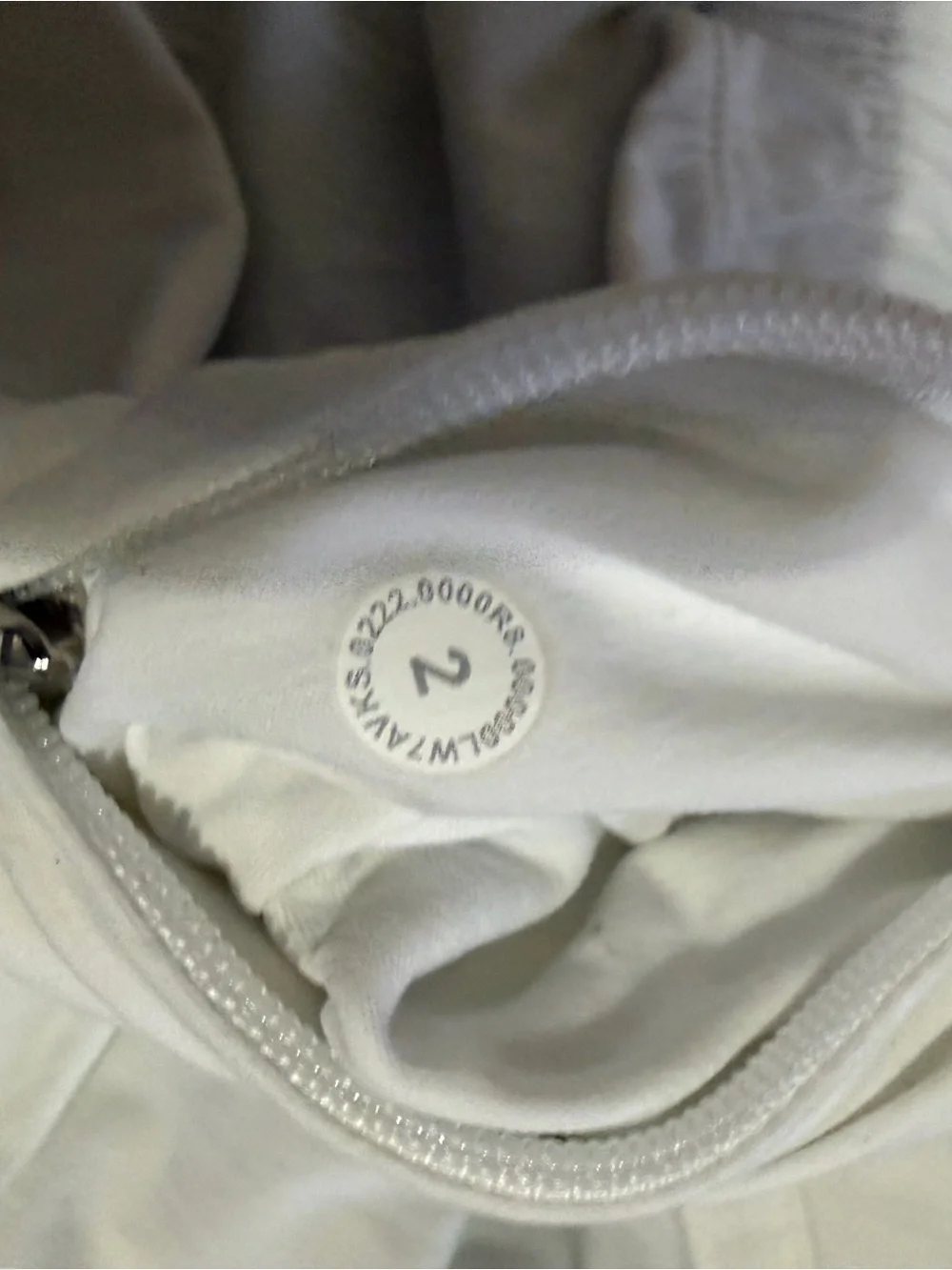 lululemon athletica White Women's Athletic Shorts with Elastic Waist Size 2